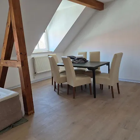 Grosszuegige Altstadtwohnung Ella Fuer 6 Personen Apartament